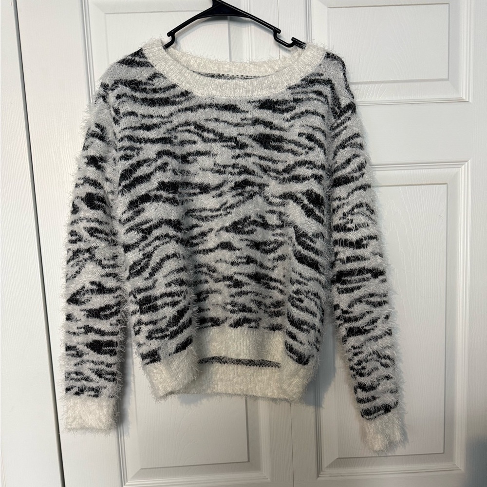 Mudd Black and White Zebra Print Sweater